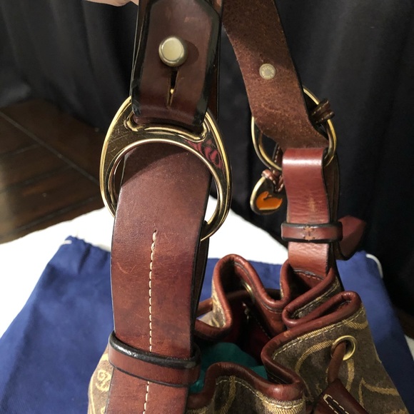 Authentic Dooney&Bourke Tote - Picture 3 of 8